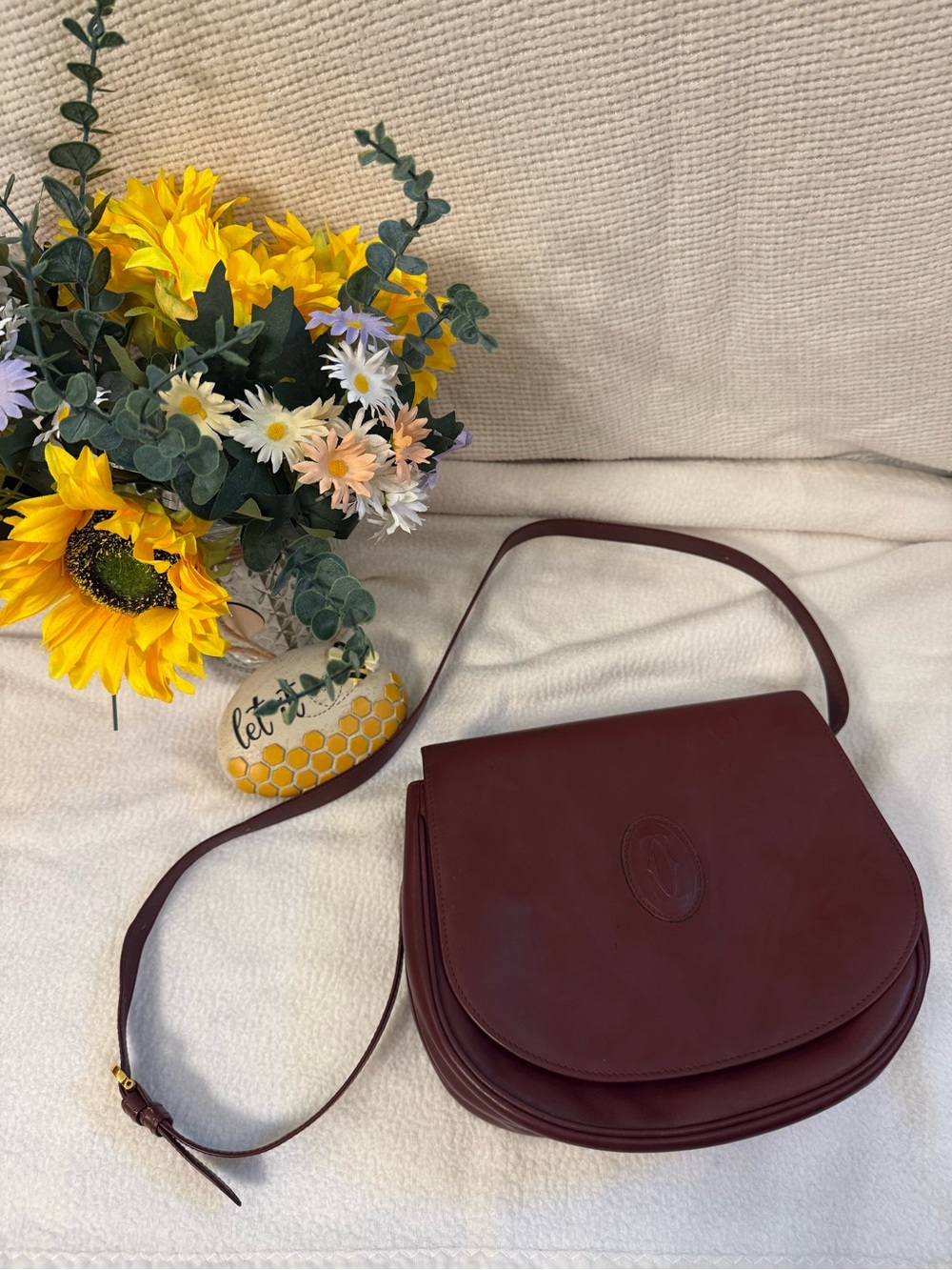 Vintage Must De Cartier Bordeaux Leather Saddle Crossbody Bag - Certified Auth